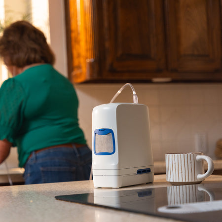 Why Is My Oxygen Concentrator Light Blinking? Understanding Yellow and Green Lights